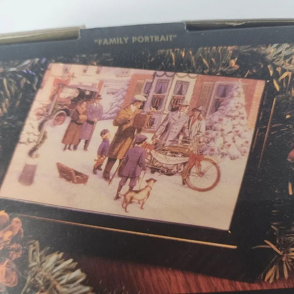 Harley Davidison 1998 Holiday Memories Music Box Limited Edition Family Portrait